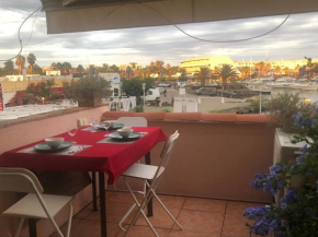 Votre espace glamour AVEC NOUS WITH US MIT UNS dans notre appartement du village naturiste